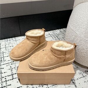 UGG Classic Ultra Mini Boots chestnut Women's